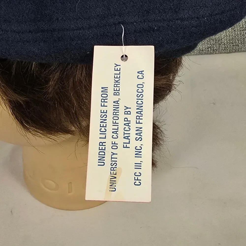 UC CAL BERKLEY x CPC III, INC. VINTAGE 80's NAVY WOOL BLEND FLAT CAP SIZE 7 1/2
